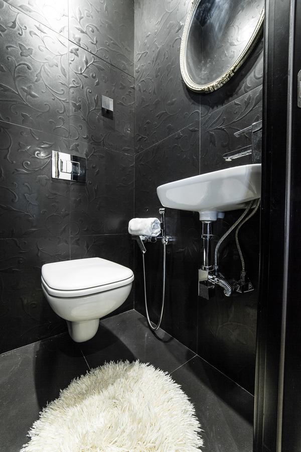 Mgapartments 3 Rooms Miasnikova Sq. Vip Minsk Exteriör bild