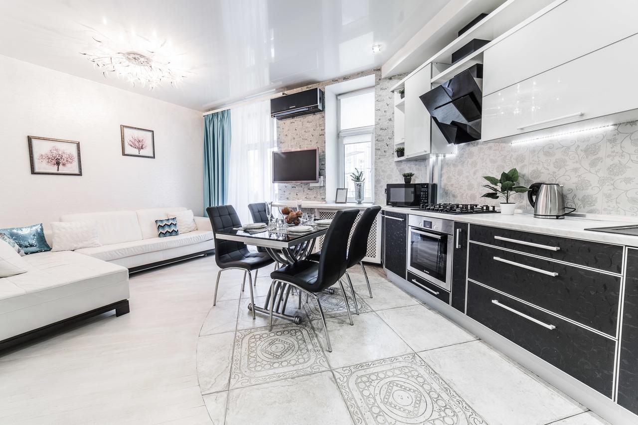 Mgapartments 3 Rooms Miasnikova Sq. Vip Minsk Exteriör bild