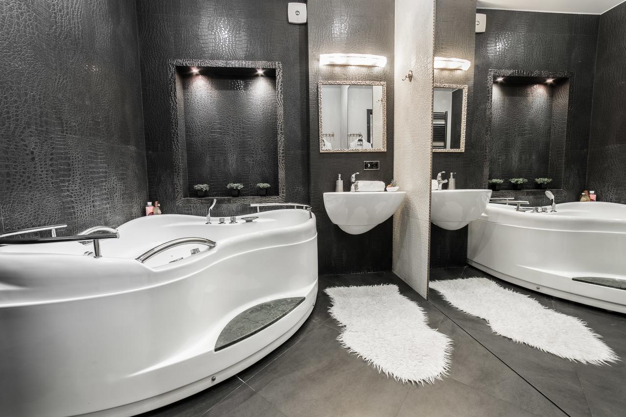Mgapartments 3 Rooms Miasnikova Sq. Vip Minsk Exteriör bild